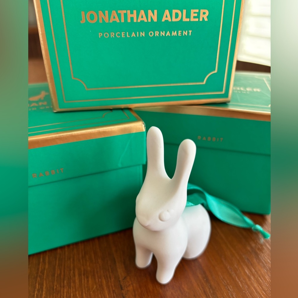 Jonathan Adler white porcelain bunny rabbit ornament - New in box